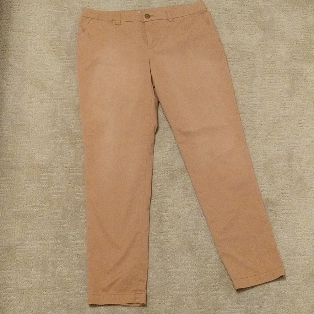 Khaki pants, slim cut